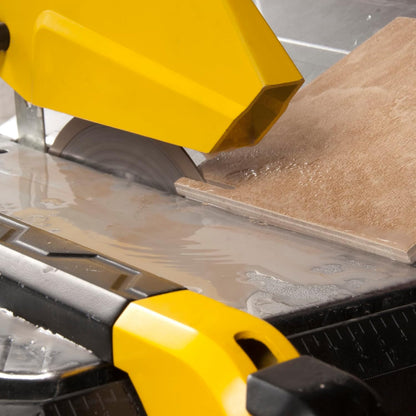 Using a 7 inch diamond blade to cut tile