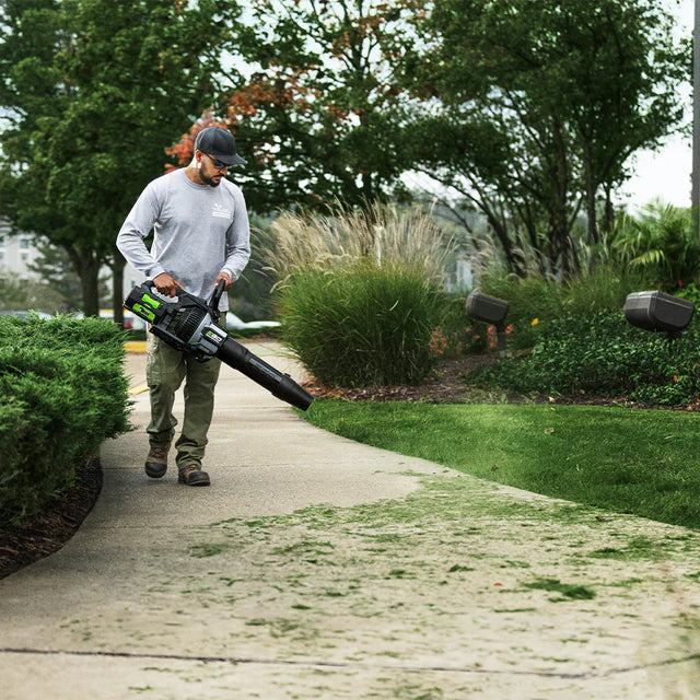 1000 CFM Leaf Blower